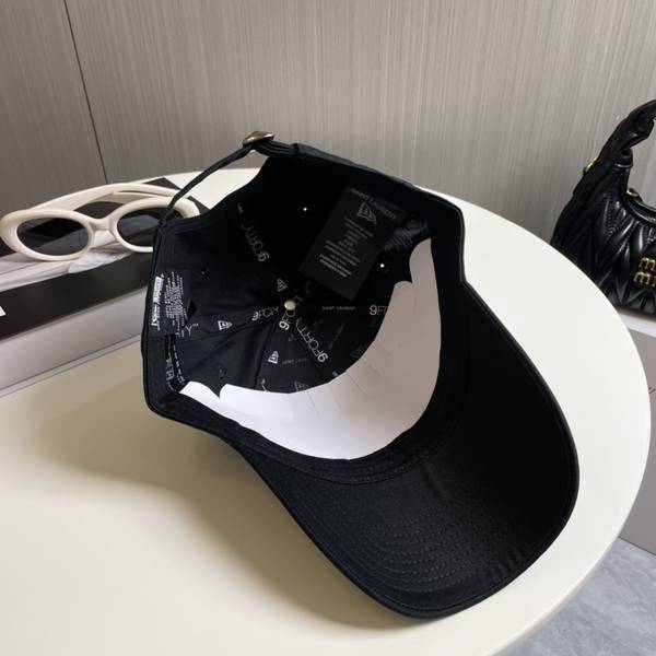 Yves Saint Laurent Hat SLH00026 Yves Saint Laurent Hat SLH00026